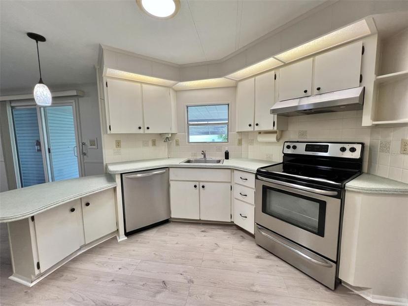 Picture of 504 Hawthorne Boulevard, Leesburg FL 34748