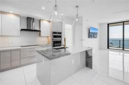 Picture of 100 1St Avenue N Unit 3104, St Petersburg, FL 33701