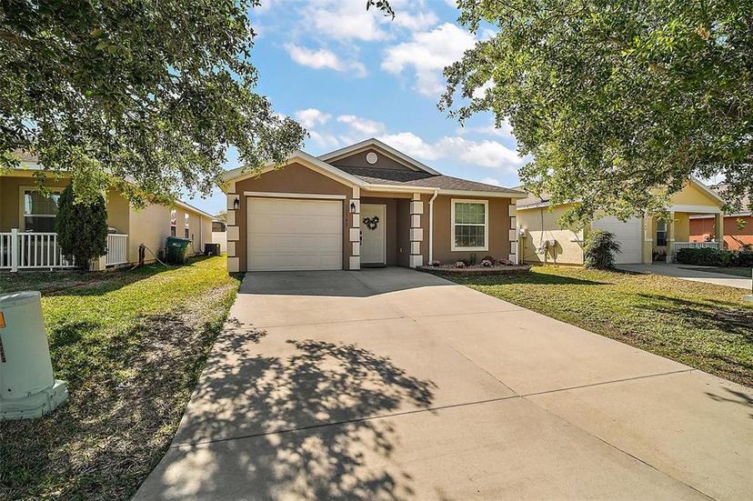 Picture of 12340 NE 48Th Loop, Oxford FL 34484