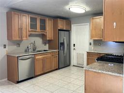 Picture of 4518 NW 44Th Place, Gainesville, FL 32606