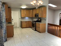Picture of 4518 NW 44Th Place, Gainesville, FL 32606