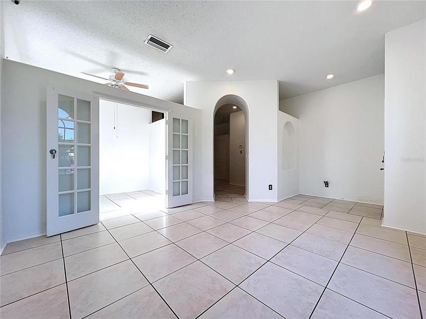 Picture of 11535 Wellman Drive, Riverview FL 33578