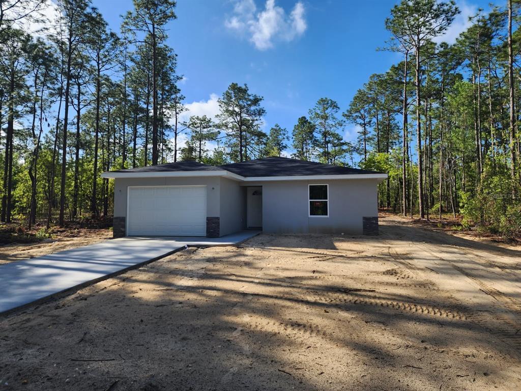Picture of 24458 NW Geranium Avenue, Dunnellon, FL 34431