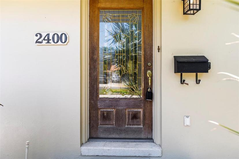 Picture of 2400 Andalusia Way Ne, St Petersburg FL 33704