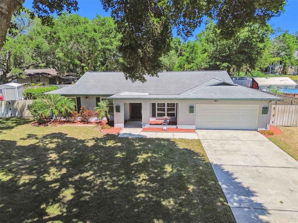 Picture of 2204 Jennifer Lane, Valrico, FL 33594