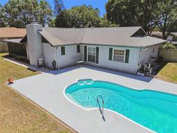 Picture of 2204 Jennifer Lane, Valrico, FL 33594