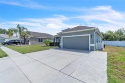 Picture of 344 Highland Meadows Street, Davenport, FL 33837