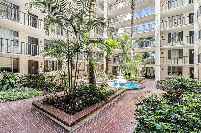 Picture of 2699 Seville Boulevard Unit 705, Clearwater FL 33764