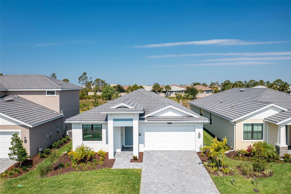 Picture of 18525 Midsummer Place, Venice, FL 34293