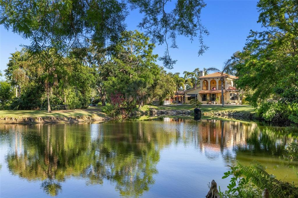 Picture of 2750 Gocio Road Extension, Sarasota, FL 34235