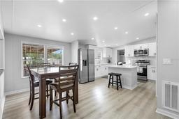 Picture of 18806 Monroe Avenue, Orlando, FL 32820