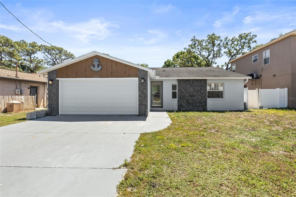 Picture of 8240 Gulf Way, Hudson, FL 34667