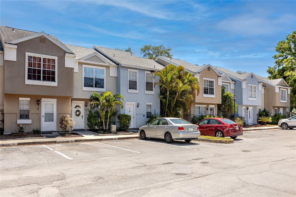 Picture of 6600 121St Avenue Unit 4, Largo, FL 33773
