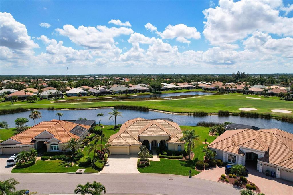 Picture of 872 Macaw Circle, Venice, FL 34285