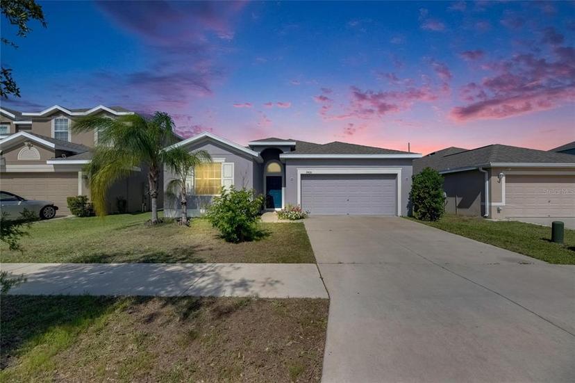 Picture of 2420 Dovesong Trace Drive, Ruskin FL 33570
