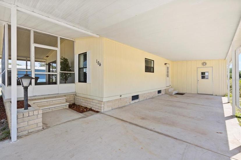 Picture of 104 Winterberry Avenue, Wildwood FL 34785