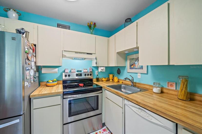 Picture of 6040 Oak Creek Lane Unit 1822, Bradenton FL 34210