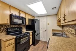 Picture of 1728 Townhall Lane Unit 1728, Orlando, FL 32807