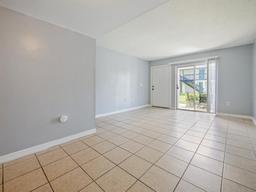 Picture of 4215 S Semoran Boulevard Unit 15, Orlando, FL 32822