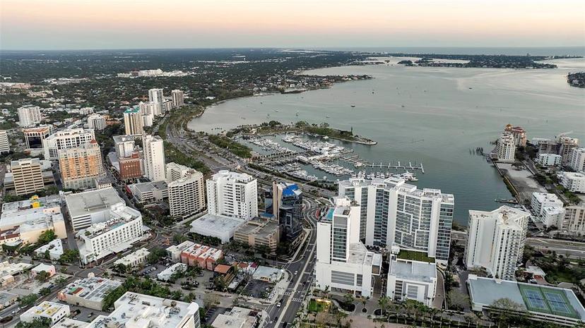 Picture of 301 Quay Commons Unit 503, Sarasota FL 34236
