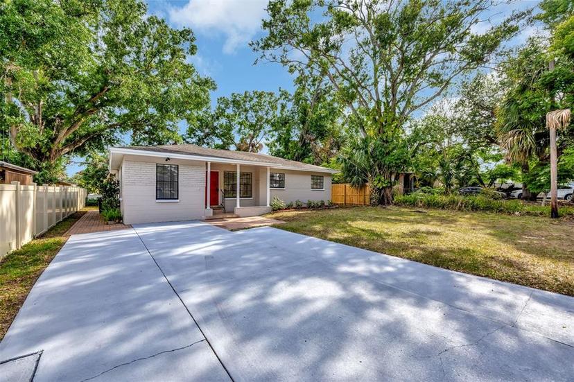 Picture of 2106 W Saint Isabel Street, Tampa FL 33607