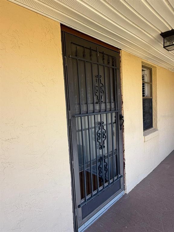 Picture of 130 E Johnson Avenue Unit 205, Lake Wales, FL 33853