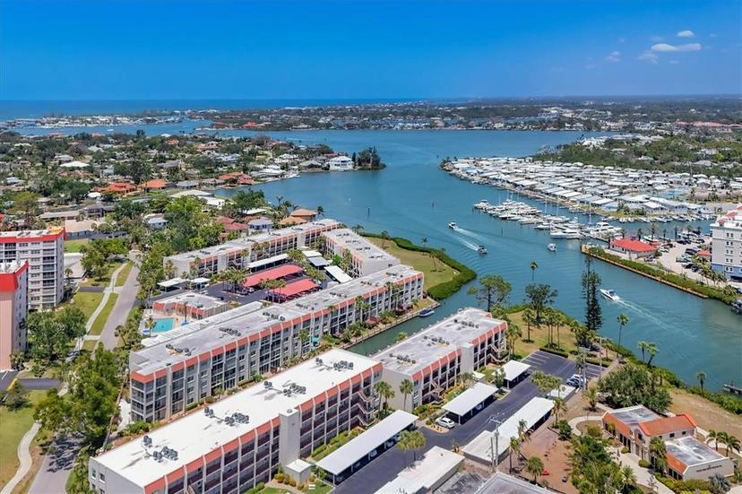 Picture of 210 Santa Maria Street Unit 244, Venice FL 34285