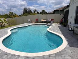 Picture of 1118 Wynnmere Walk Avenue, Ruskin, FL 33570