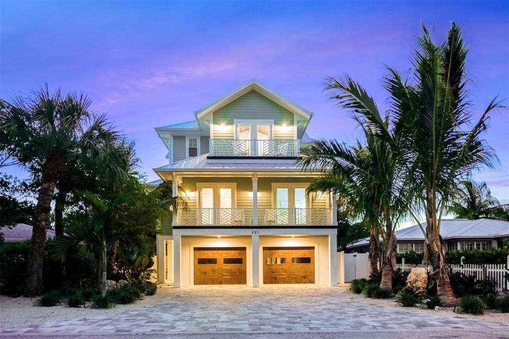 Picture of 221 Grant Drive, Sarasota, FL 34236
