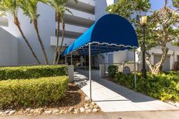 Picture of 1000 Riverside Drive Unit B501, Palmetto, FL 34221