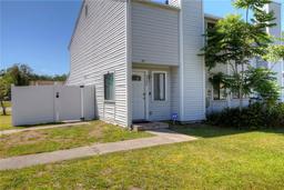 Picture of 4702 Stonepointe Place, Tampa, FL 33634