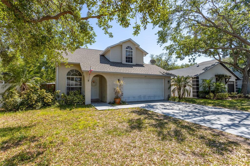 Picture of 3120 W Hartnett Avenue, Tampa, FL 33611