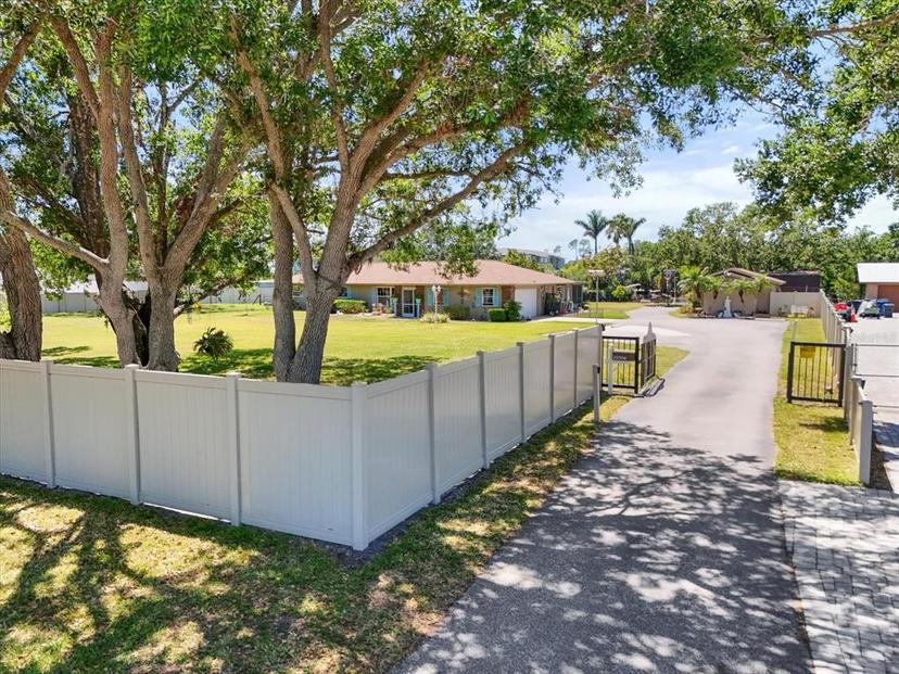 Picture of 5024 37Th Street E, Bradenton FL 34203