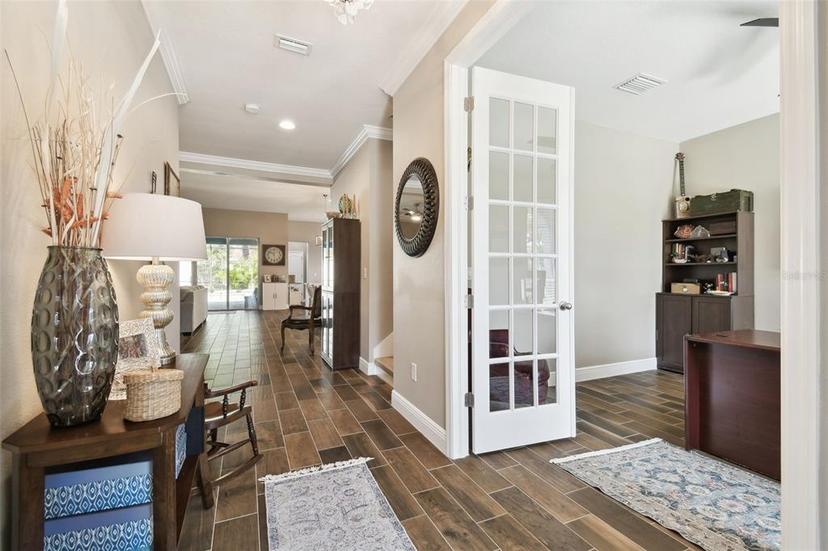 Picture of 11852 Lake Lucaya Drive, Riverview FL 33579