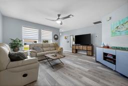 Picture of 3355 Roslyn Road, Venice, FL 34293