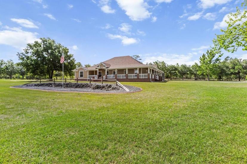 Picture of 6854 W Sentinel Post Path, Beverly Hills FL 34465