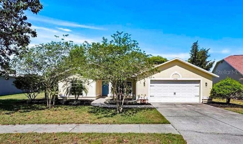Picture of 6731 Northlake Drive, Zephyrhills, FL 33542