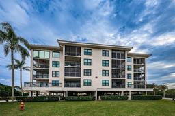 Picture of 1806 Mariner Dr Unit 112, Tarpon Springs, FL 34689