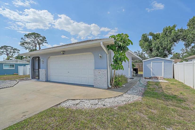 Picture of 108 Stanford Road, Venice FL 34293