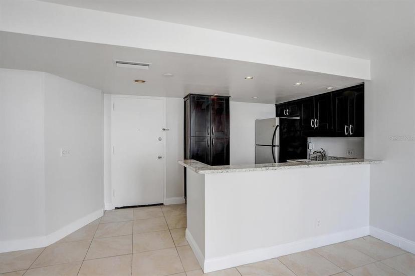 Picture of 4015 Bayshore Boulevard Unit 8E, Tampa FL 33611