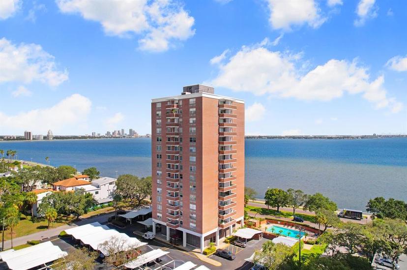 Picture of 4015 Bayshore Boulevard Unit 8E, Tampa FL 33611