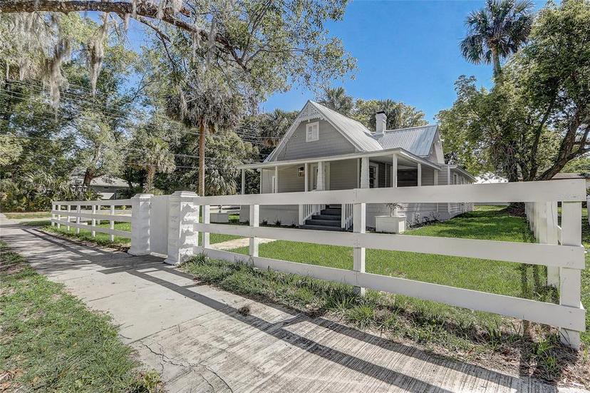 Picture of 246 N Oak Avenue, Orange City FL 32763