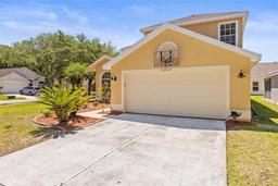 Picture of 5002 Berryhill Ct, Tampa, FL 33624