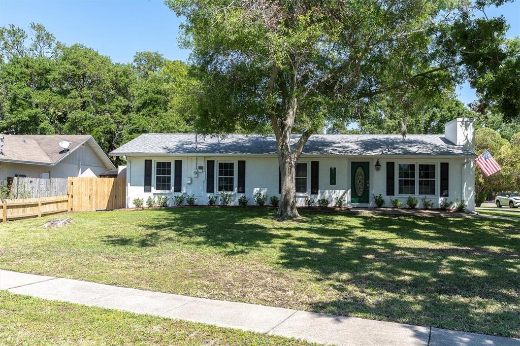 Picture of 315 Oakwood Boulevard, Oldsmar, FL 34677
