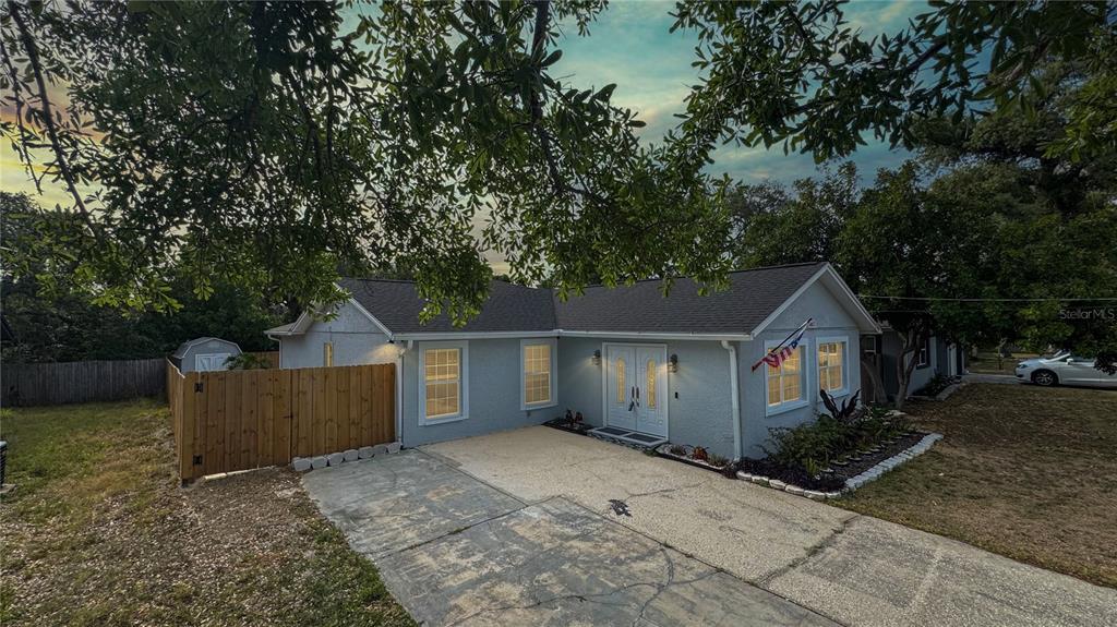 Picture of 6811 S Himes Avenue, Tampa, FL 33611