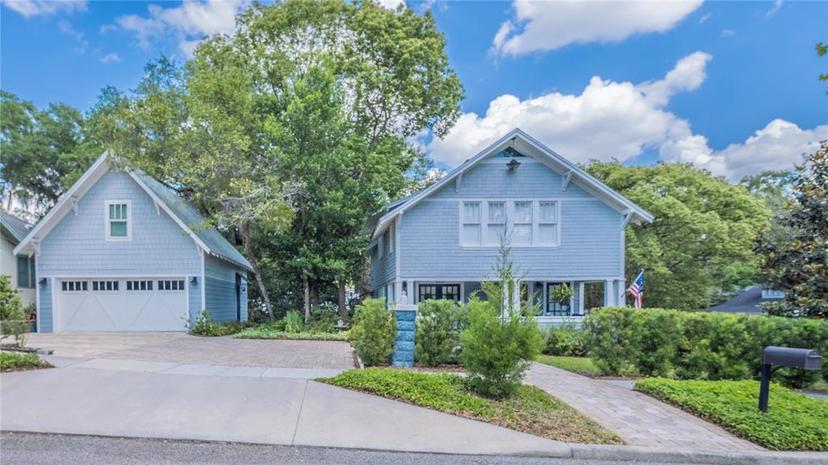 Picture of 908 N Tremain Street, Mount Dora FL 32757