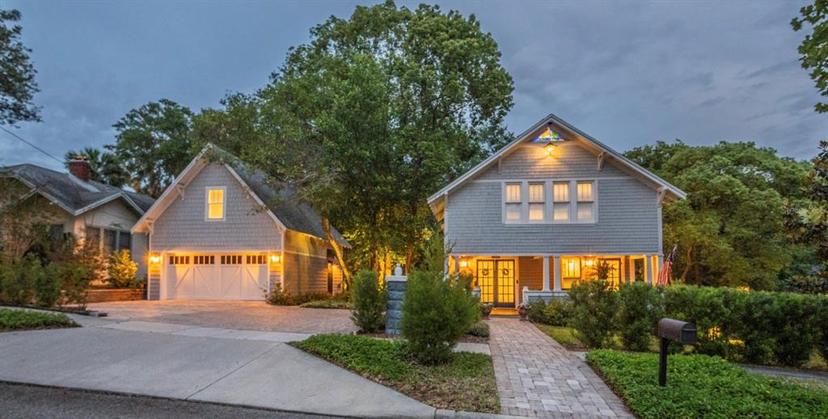 Picture of 908 N Tremain Street, Mount Dora FL 32757