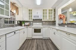 Picture of 7000 14Th Street N, St Petersburg, FL 33702