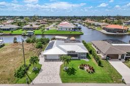 Picture of 3010 SE 6Th Avenue, Cape Coral, FL 33904