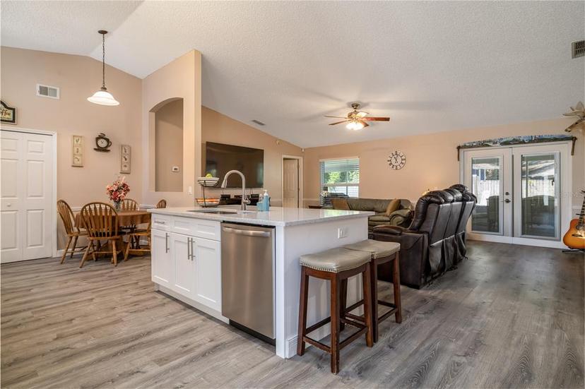 Picture of 2204 Kumquat Drive, Edgewater FL 32141